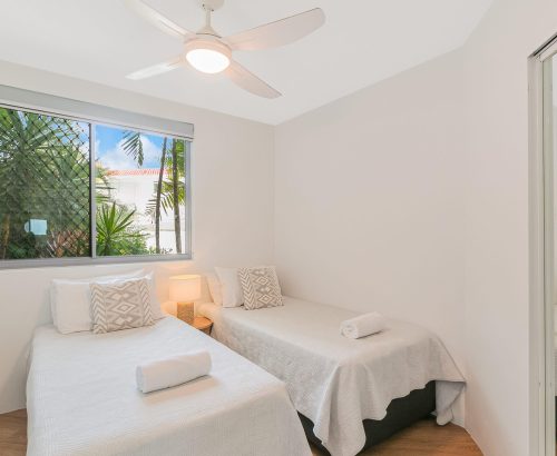 apartment2-gold-coast-oceanside-resort-03